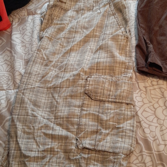 Mens shorts - Picture 2 of 2